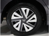 ◆純正のホイールキャップです!純正のいいところは車のデザインに合わせてデザインされていますので、相性がよく見た目もイイです!◆