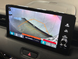 バックギアに入れるだけで自動でリヤカメラに切り替わります!車庫入れやバックが苦手な方にオススメ!