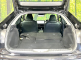 【パワーバックドア】スマートキーや運転席のボタンを押すだけでリアゲートが自動で開閉します!荷物を持っている時や、高い位置にあるバックドアを閉める際に便利な機能です♪