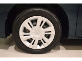 ■装着ホイール■  スチールホイール&車体デザインにマッチしたホイールキャップです。