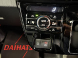 今お乗りのお車の価値が気になる方は、お気軽にお声がけください。査定士の資格を持ったスタッフが、丁寧に査定いたします