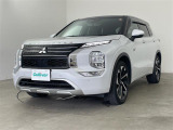アウトランダー PHEV 2.4 P 4WD 本革シート