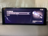 ハンドル操作をアシストすることにより車線からの逸脱回避を支援します。