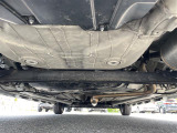 【下回り】目立つ錆や腐食もなくきれいな状態です!もちろん納車前には法定点検を実施致します!//