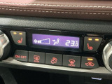 フロント両席にはシートヒーターが付いています!寒い日に便利な装備ですね。