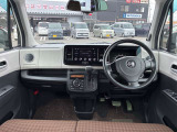 当店はスマホを利用したTV電話下見代行サービスを行なっております。ネット購入の現車を見られない不安を営業担当スタッフがお客様の気になる点をTV電話を通して一緒に現車を確認致します♪担当営業の顔も見れます☆