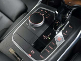 BMWライフをさらに素晴らしいものにするために、BMWカードもご用意しております。ご利用金額1,000円ごとに1ポイントたまります。BMW正規ディーラーでのご利用につきましてはポイントが2倍になります。