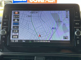 ディーラーオプション9インチメモリーナビ付きです!操作もわかりやすく、目的地検索もラクラクです!