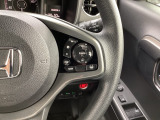 ステアリング右手側に安全運転支援機能のホンダセンシングをコントロールするスイッチ