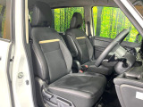運転席シート廻りは使用感も少なく、良好な状態となっています。丁寧に使われていたことがよくわかりますね。