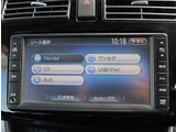 『1台』のお車に対して、3名体制で日々議論を重ね仕入れを行っております。