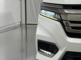 ★LEDヘッドライト搭載★ 白っぽく光る明るく省電力なLEDライト!先進的な白い輝きでフロントフェースを引き締めます☆