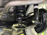 お車を安心してお乗りいただく為には、足回りの定期点検が欠かせません。サービスサポート(有償保証)では無料点検もご提供しており、安心のカーライフをお過ごしいただけるサポート体制が整っています。