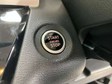 ★プッシュスタートシステム★エンジンスタートは最近はやりのプッシュスタート!鍵を車内に持ち込めばシリンダーに差し込まなくともボタン1つでエンジンがかかる★