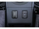 運転席シートにはシートヒーターが付いてます!ナビとUSB接続も出来ます!