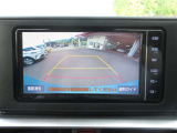 バックガイドモニターで、後方を確認しながら安心して駐車することができます。運転初心者も熟練者も必須の機能ですよ!