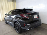 C-HR ハイブリッド 1.8 G モード ネロ 