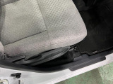 痛みの出やすい運転席シートの角、フロアマット、座面、ともに良好です