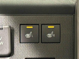 寒い日のドライブを快適にする運転席&助手席シートヒーターが付いてます。アクセサリーソケット(12V/120W)も装備されています。