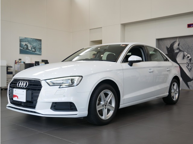 A3セダン 30 TFSI 