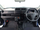 見通しのよいすっきりとした視界で、誰でも運転しやすいです。運転のしやすさは疲れにくさにも繋がりますよ♪