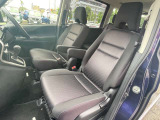 お車の販売と共に、自動車保険もご紹介しております。 弊社取り扱い会社と同じであれば日産独自のサービスもあります。