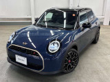 BMW・MINIの厳しい試験を突破したメカニックが多数在籍しております。ご購入後の納車前整備をしっかりいたします。楽しいMINIライフをお過ごしください。