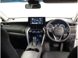 オシャレなインテリアで運転する気分も盛り上がりますよね^^