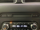【シートヒーター】寒い日に重宝するシートヒーター!エアコンより早く温まってくれるので寒がりの人も安心ですね♪エアコンの温風は乾燥するから苦手、という方にもをおすすめです。
