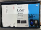 スマートキーは鍵をバッグに入れたままでもドアロックの開閉やエンジンのON・OFFができます。夜間や雨の日も鍵を探さなくて良いので便利です。
