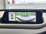 【360&deg;ビューモニター】専用のカメラにより、上から見下ろしたような視点で360度クルマの周囲を確認することができます☆死角部分も確認しやすく、狭い場所での切り返しや駐車もスムーズに行えます。