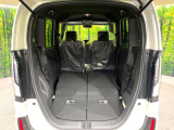 普段のお買い物や通勤、送迎等に十分な荷室スペースを確保しております。セカンドシートを倒すと、大きな荷物の積載も可能です♪