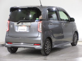 ボディクリーニング後、愛車をピカピカの状態へ保護するコーティング「ブライトパック」がおススメです!水垢がつきにくく、手入れがしやすくなりますよ!いつも愛車をきれいにしておきたい方におススメです。