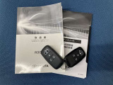 【取扱説明書/スマートキー】車両の取扱説明書・スマートキー/スペアキーございます。