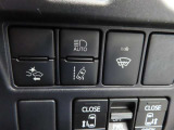先進安全機能で毎日の安心ドライブをサポートするトヨタセーフティーセンスを装備しています。