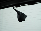 ◆リアにもドライブレコーダーを装備しております◆映像・音声などを記録する自動車用の装置です。もしもの事故の際の記録はもちろん、旅行の際の思い出としてドライブの映像を楽しむことができます。