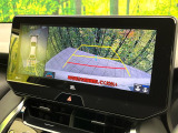 【パノラミックビューモニター】専用のカメラにより、上から見下ろしたような視点で360度クルマの周囲を確認することができます☆死角部分も確認しやすく、狭い場所での切り返しや駐車もスムーズに行えます。