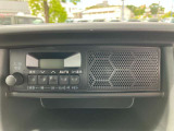 AM/FMラジオ(スピーカー内臓)です。