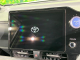 【メーカー純正10.5インチナビ】インテリアに溶け込むスタイリッシュな「専用設計」メーカーナビを装備♪視認性や操作性など基本性能にも優れ、より上質なカーライフをお楽しみいただけます。