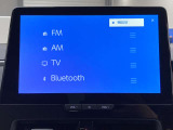ブルートゥースに接続することにより、スマホに入ったお気に入りの音楽を車内で楽しむことができます♪あると本当に便利な機能になっています!
