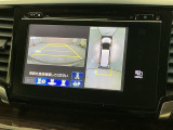 全方位モニターがついています! 車の周囲を360&deg;安全確認できるので、普段の駐車はもちろんの事、縦列駐車や幅寄せの際にも活躍してくれますよ。