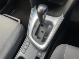 【 シフト 】スムーズなシフトチェンジで快適にお車を操縦していただけます!//