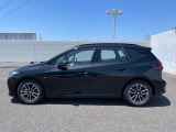 ご納車前には、BMWを熟知したメカニックによる100項目の点検・整備を行います。不具合箇所、交換時期に達している部品に関しましては、全て当社負担で交換してからのご納車となります。