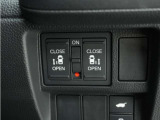 ◆両側電動スライドドア◆狭い駐車場でも乗り降りが楽々♪お子様が隣の車にドアを当ててしまう心配もございません!小さなお子様連れの方もこれで安心。