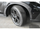 タイヤサイズは225/60R17です