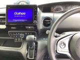 【eコンスイッチ】低燃費運転をサポートするECONモード。スイッチをONすると、エンジンやトランスミッション、A/Cなどを協調制御し、燃費の向上に貢献。エコドライブの効果を高めます。