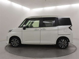 リヤ5面はプライバシーガラス☆強い日差しや車外の視線から室内を守ってくれます。