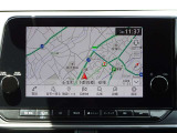 【ナビ】メーカーSDナビ付きです。目的地を設定すれば初めての場所でも簡単に行くことができます。もちろん音楽だって聴けちゃいます♪