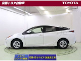 車線はみ出し防止警告【レーンアシスト】、衝突予防および衝突安全システム【PCS】で安心を。障害物や歩行者などを検知、警告してくれる【クリアランスソナー】がトラブルを未然に防ぐサポートをしてくれます。