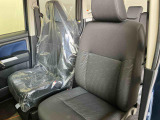 フロントシートです。ゆったり運転ができます。長距離ドライブもラクラク♪♪